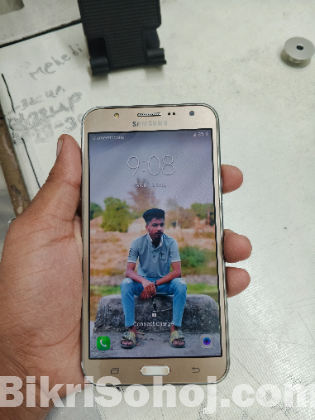 Samsung j7